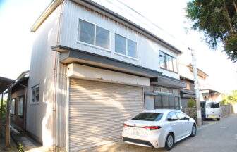 新潟市西蒲区小吉中古戸建外観