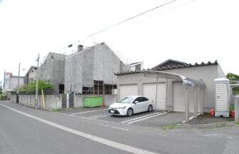 五泉市東本町リフォーム住宅工事中外観